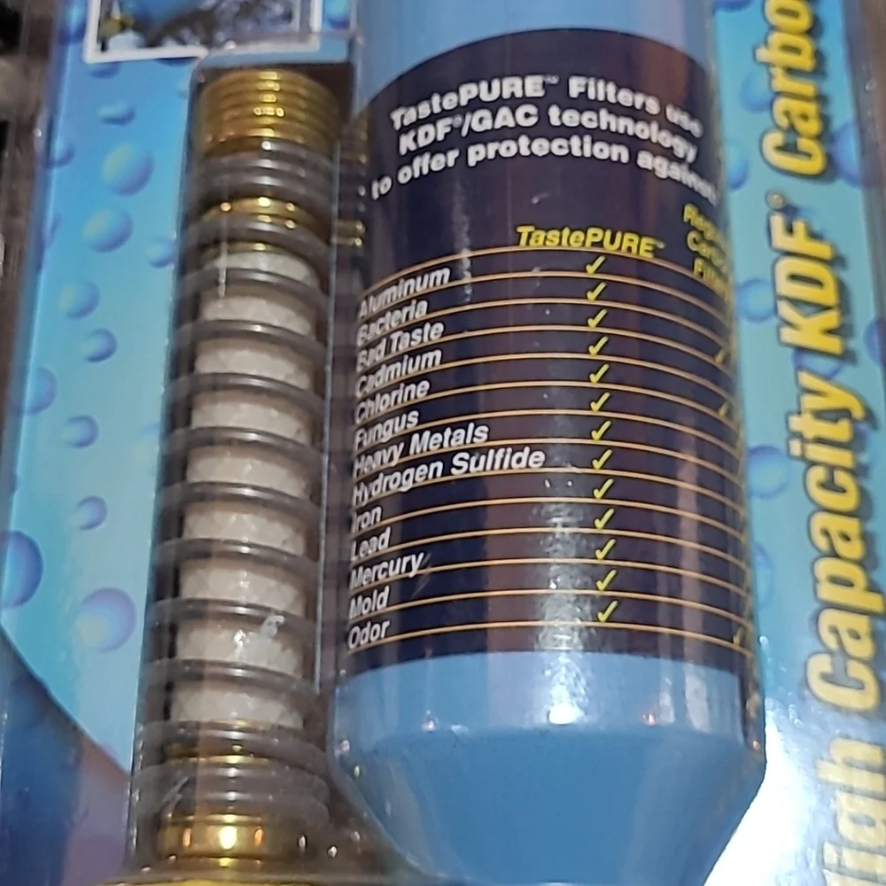 Camco TastePure RV Water Filter With No-Kink Hose Protection #40043 - Picture 4 of 7